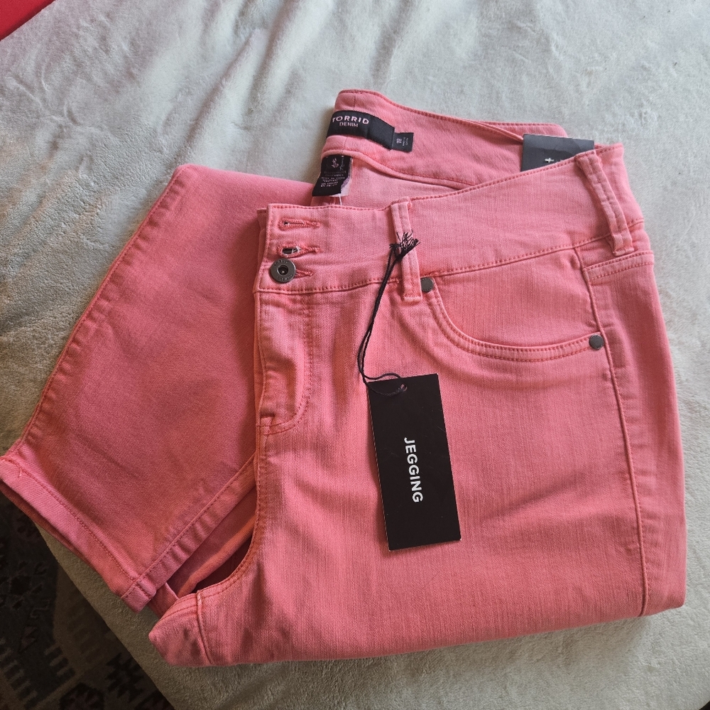 Torrid Coral Cropped Jeggings